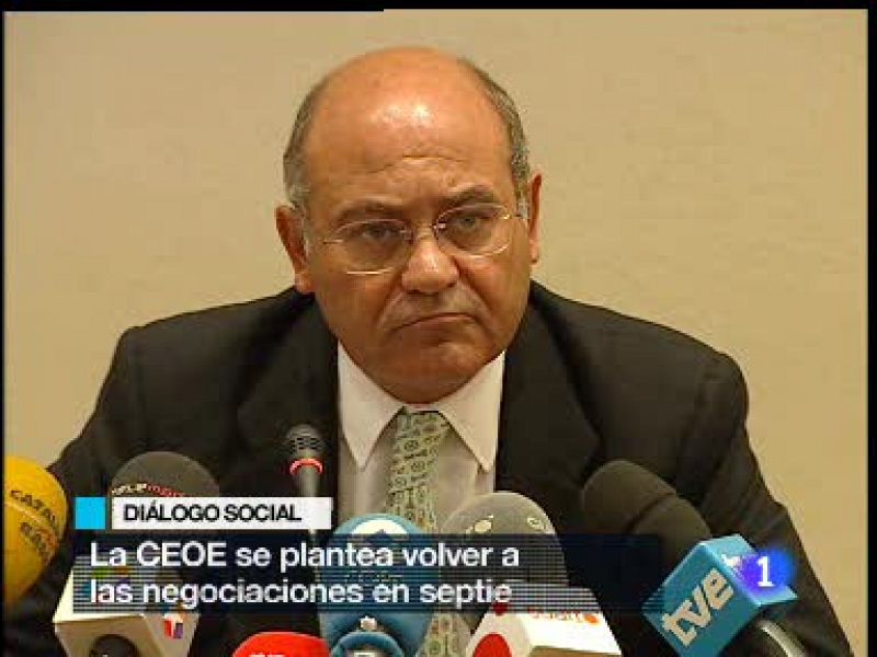 La CEOE estudia si retorna a la mesa de diálogo social en el mes de septiembre. Tendrán que replantearse su estrategia, algo que desea el ex ministro de trabajo, Jesús Caldera.