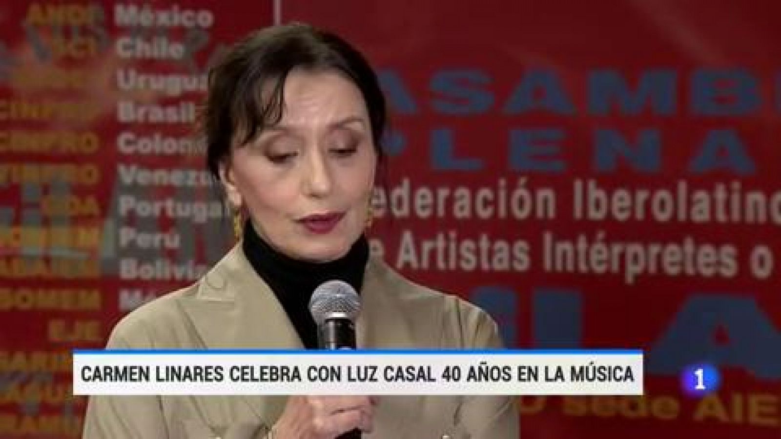 Telediario 1: Carmen Linares, la gran dama del flamenco, celebra 40 años en la música junto a artistas como Luz Casal | RTVE Play