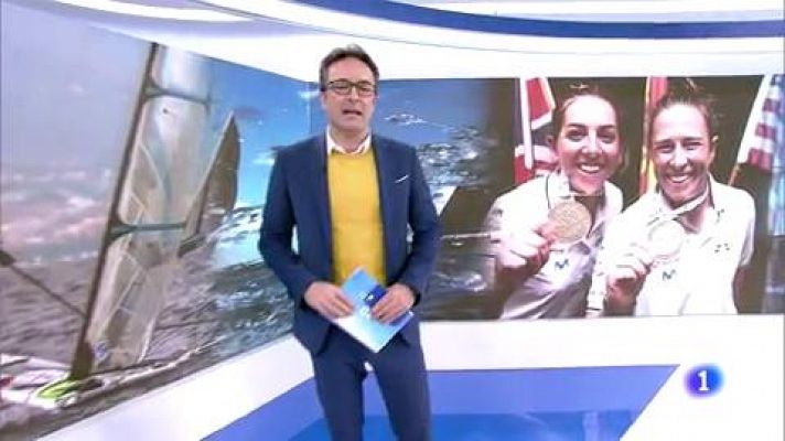 Telediario 1 - Támara Echegoyen y Paula Barceló se cuelgan el oro en el mundial de vela
