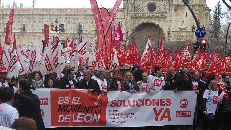 Los leoneses se manifiestan para exigir la reindustrialización de la provincia