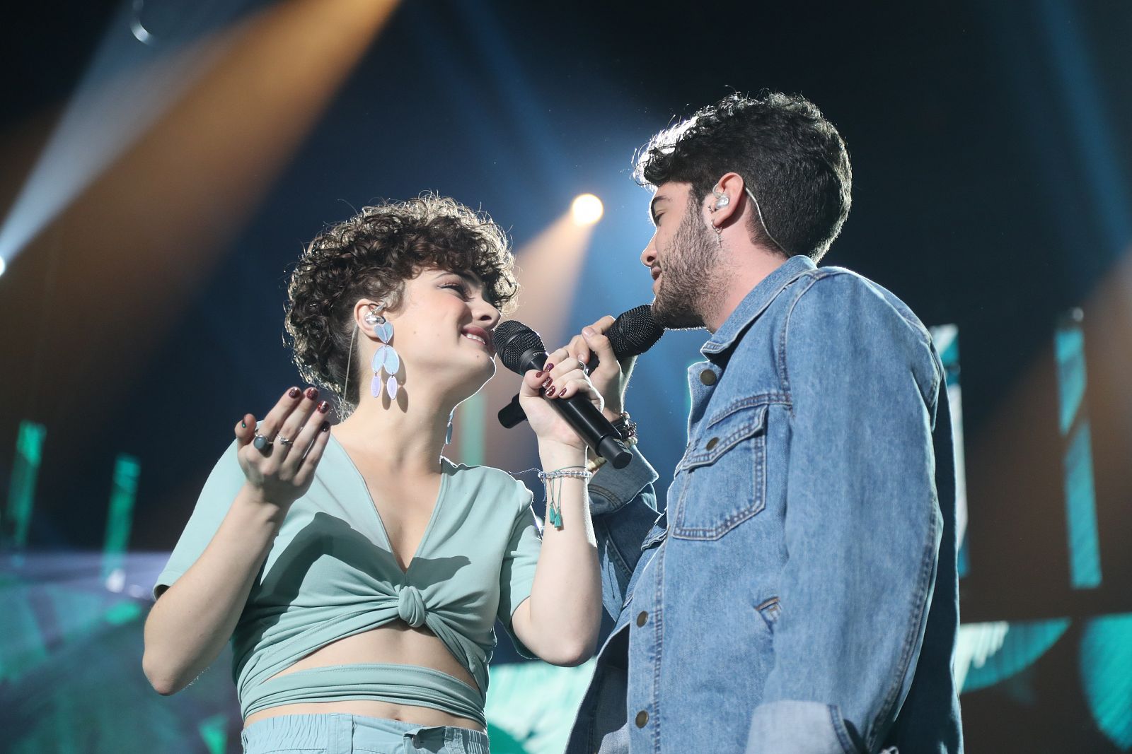 Anne y Rafa cantan "Looking For Paradise", de Alejandro Sanz y Alicia Keys, en l Gala 5 de Operación Triunfo 2020