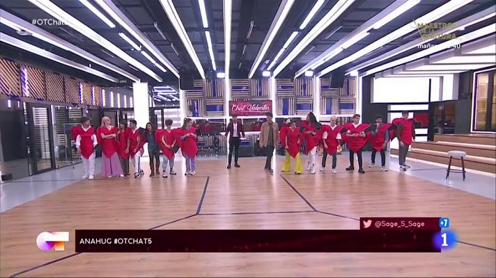 Los concursantes cantan con palabras sobre San Valentín