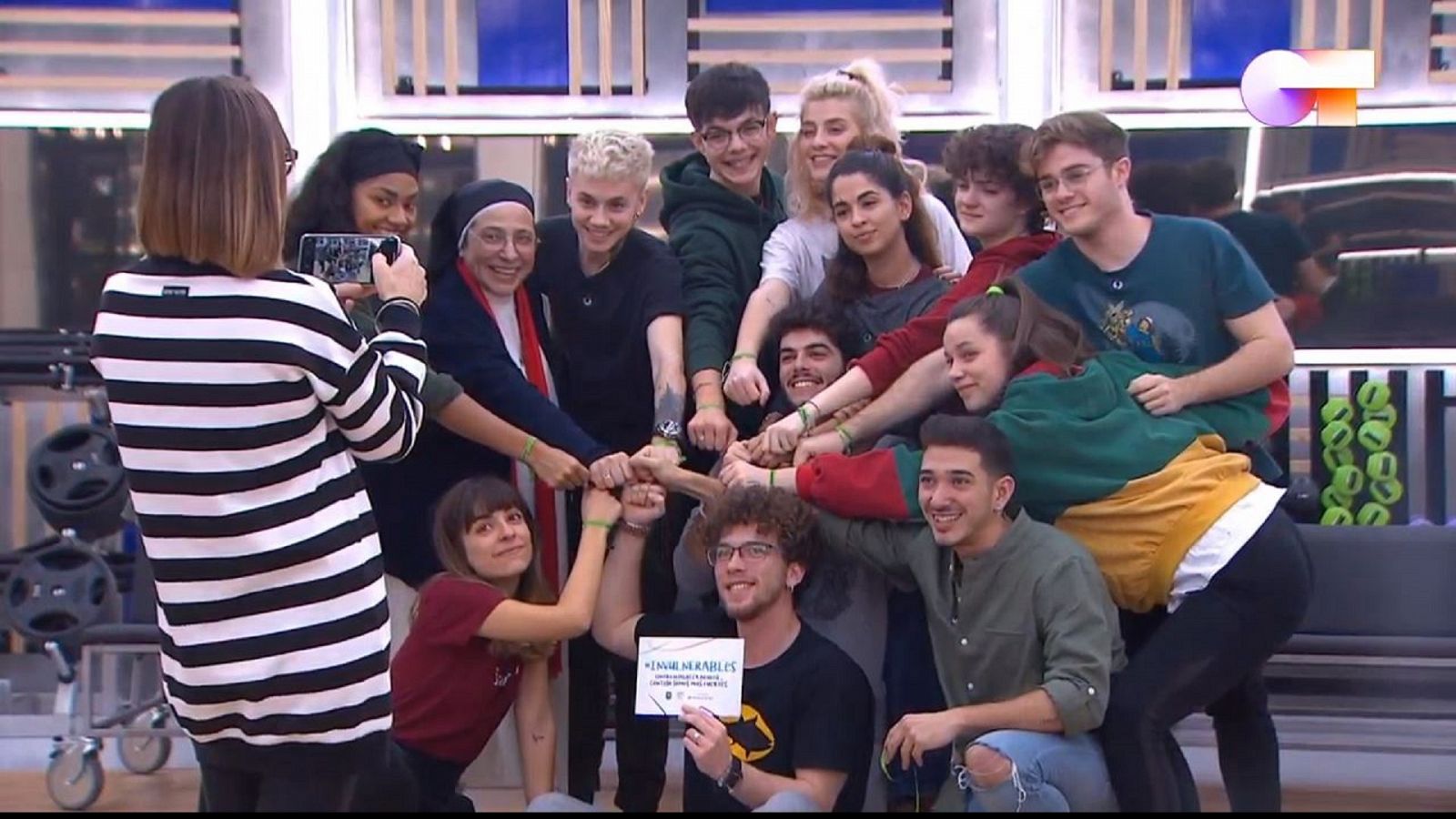 OT 2020 Sor Lucía Caram visita