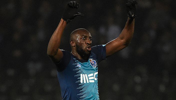 Telediario 1 - Portugal reflexiona tras los insultos racistas al jugador del Oporto Marega