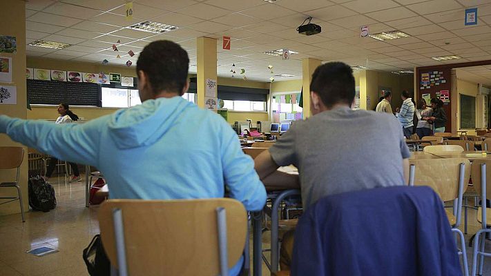 Telediario 1 - El Gobierno recurrirá este martes el 'pin parental' de Murcia