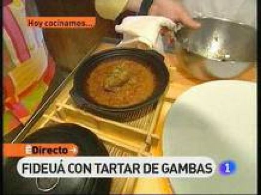 Fideuá con tartar de gambas