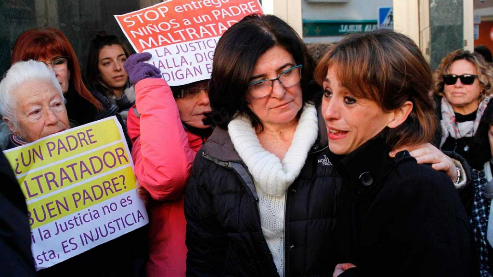 La mañana - La justicia italiana archiva las denuncias de Juana Rivas: "Usó a sus hijos como escudos humanos"