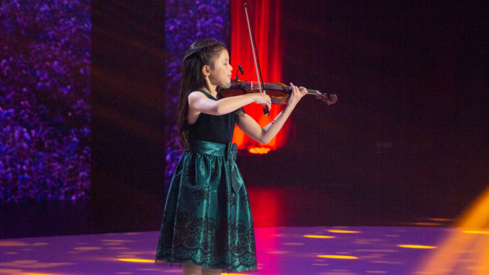 Prodigios 2 - Youlan Lin, una pequeña enamorada de su violín | Ver