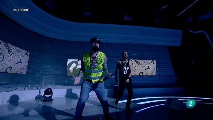 La 2 Noticias - Def Con Dos interpreta "Pégale al ruido"