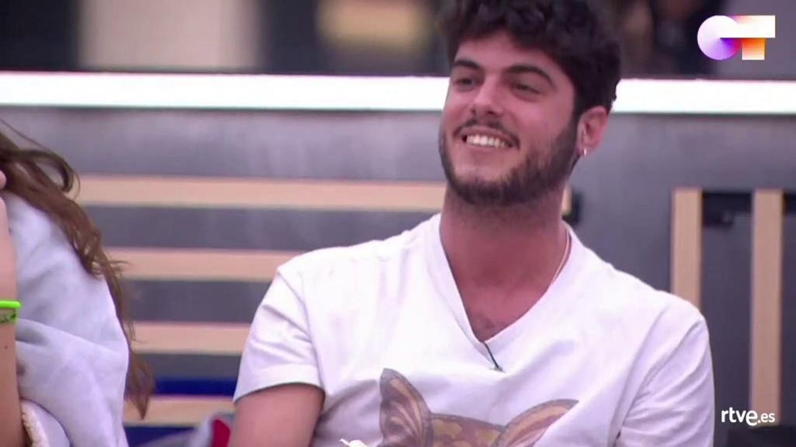 Rafa canta una composición propia en clase de Mala Rodríguez en la Academia de Operación Triunfo