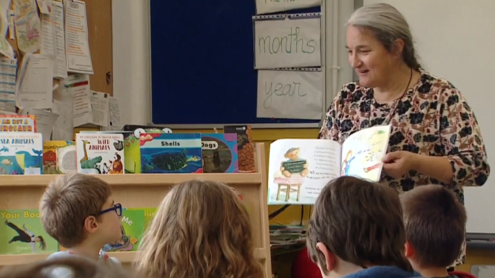 Telediario 1 - Prevenir a los niños a edades tempranas ayuda a disminuir los casos de abuso