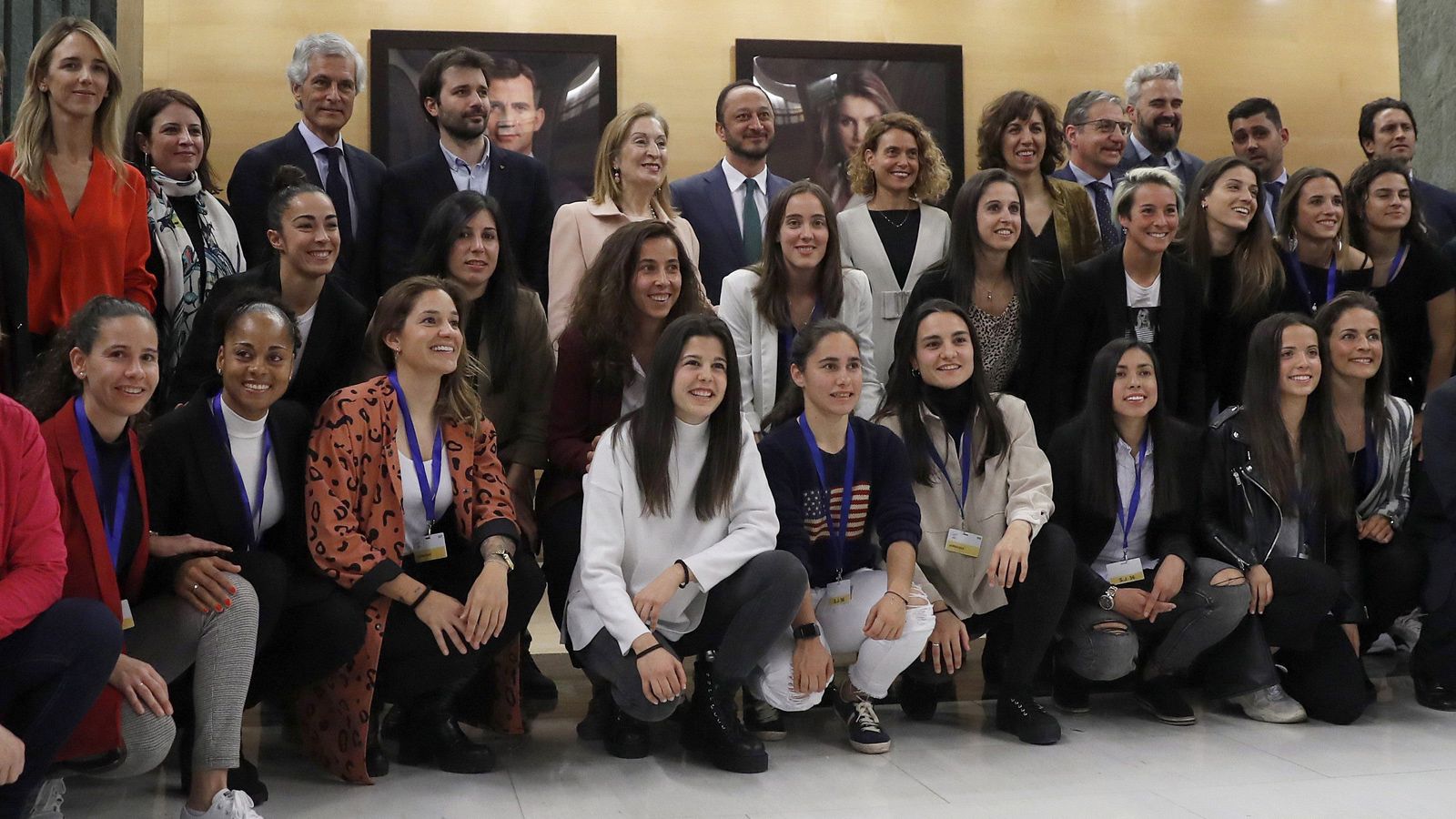 El convenio del fútbol femenino, presentado al Congreso | Ver