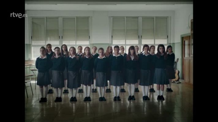 Cultura en Rtve.es - Así es 'Las niñas', una viaje a la educación femenina en los años 90