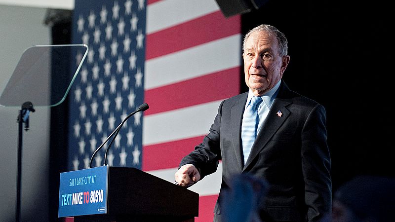El multimillonario Michael Bloomberg se estrena en su carrera a la Casa Blanca en un agrio debate 