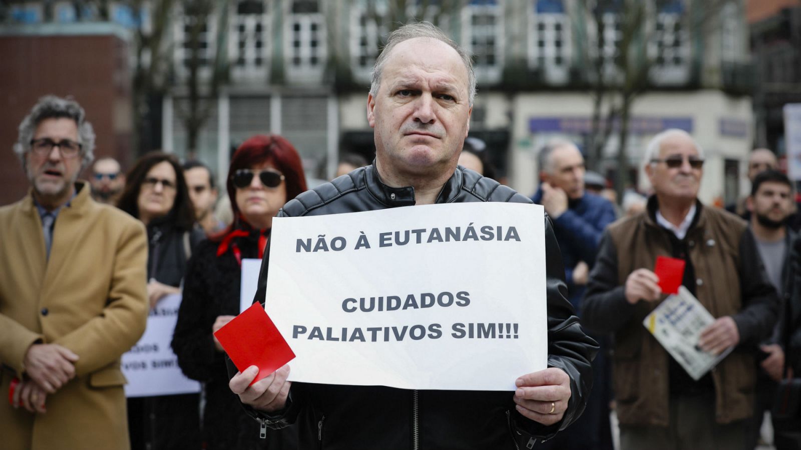 Portugal supera el primer trámite para legalizar la eutanasia - RTVE.es
