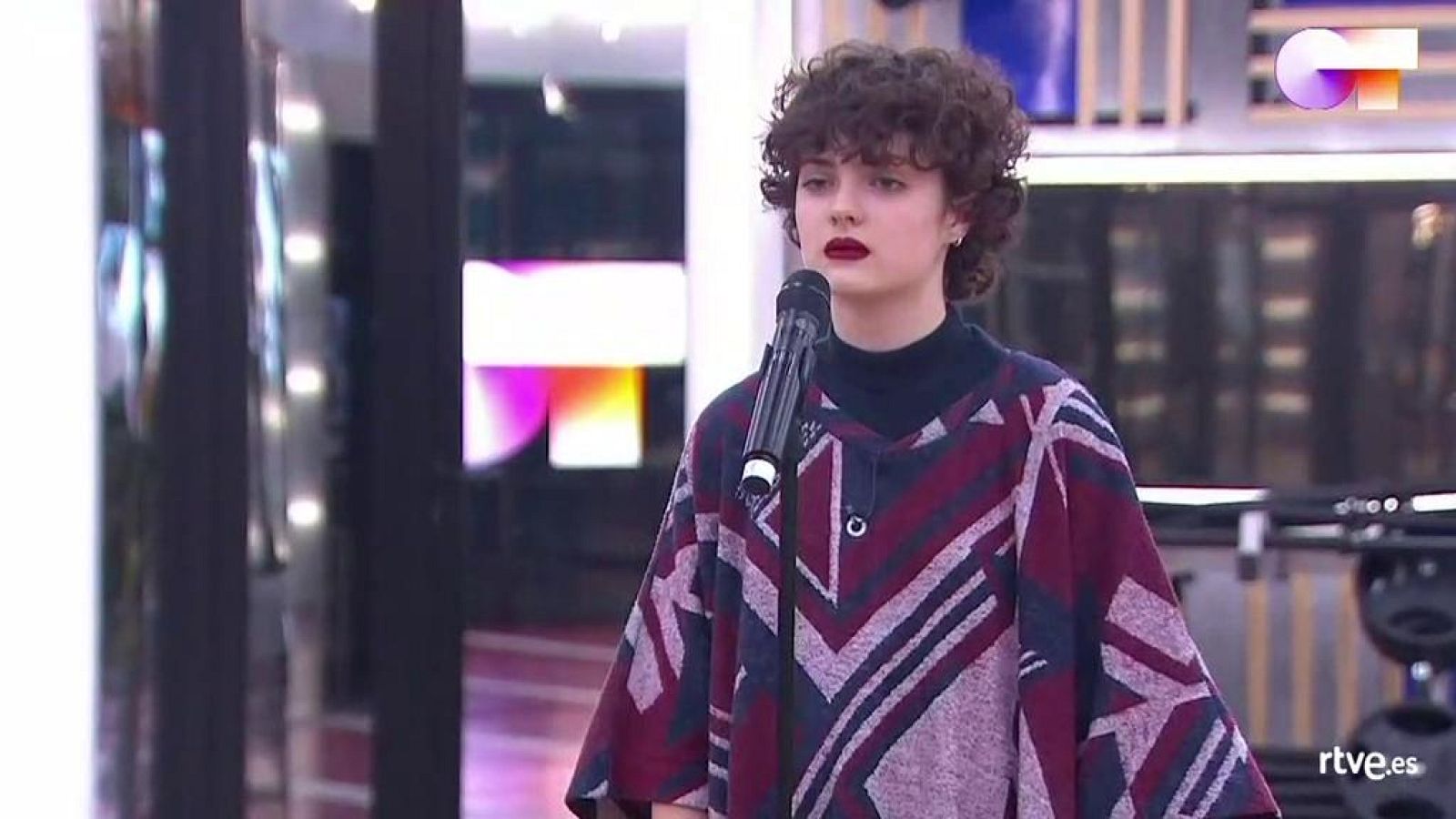 Anne canta "Unchained Melody", de The Righteous Brothers, en el segundo pase de micros de la Gala 6 de Operación Triunfo 2020