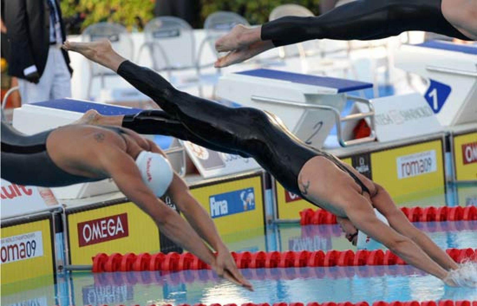 Muñoz logra la medalla de bronce en los 50 metros mariposa del Mundial de Natación de Roma. 