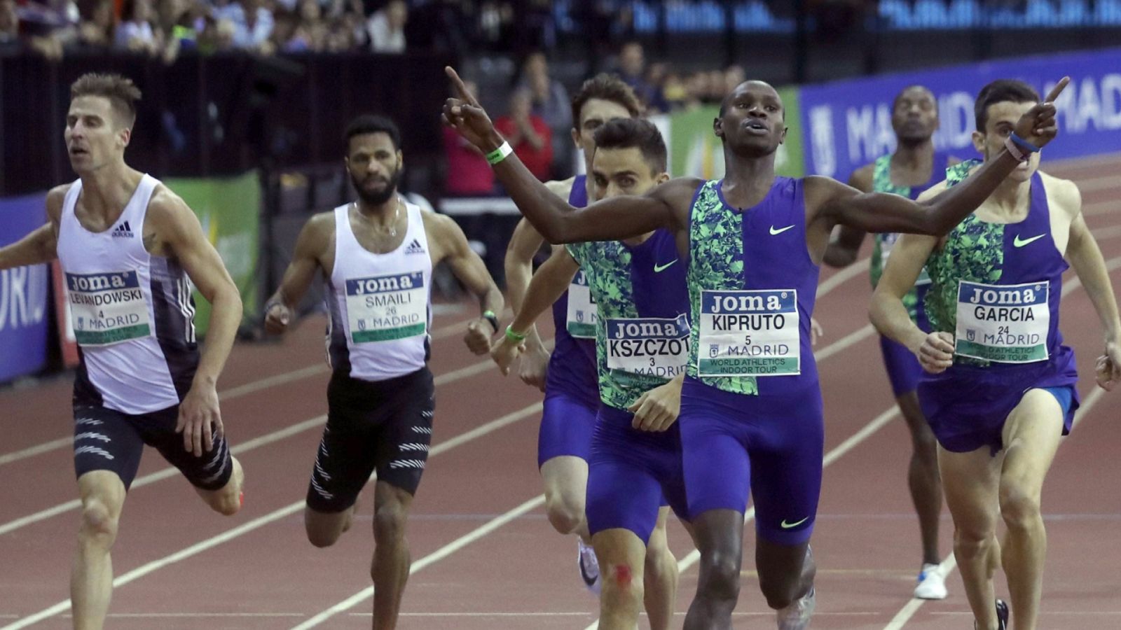 Atletismo - Reunión Internacional Pista Cubierta "Villa de Madrid". Parte 2 - ver ahora