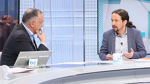 Los Desayunos de TVE: Entrevista a Pablo Iglesias