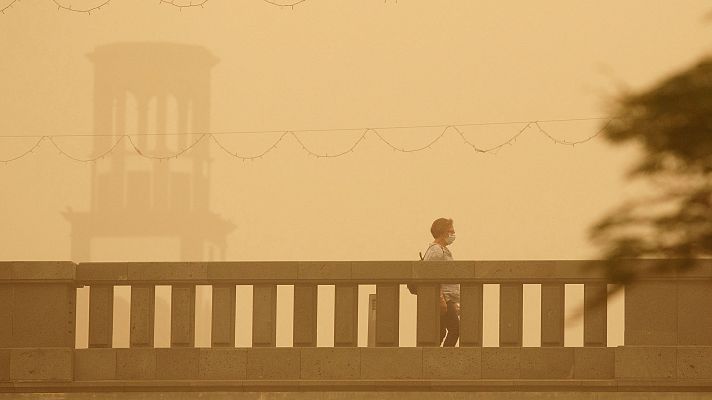 Telediario 1 - La calima agrava los problemas respiratorios de la población