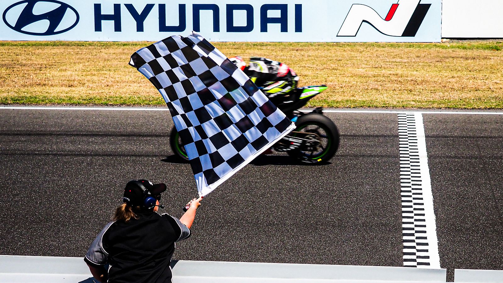 WorldSBK 2020 - Vuelve el WorldSBK y Rea sigue defendiendo su hegemonía - RTVE.es - Motociclismo | Ver