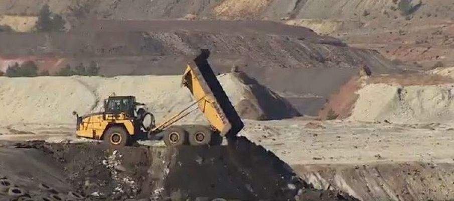 Telediario 1 - Una localidad de Huelva en contra de un vertedero