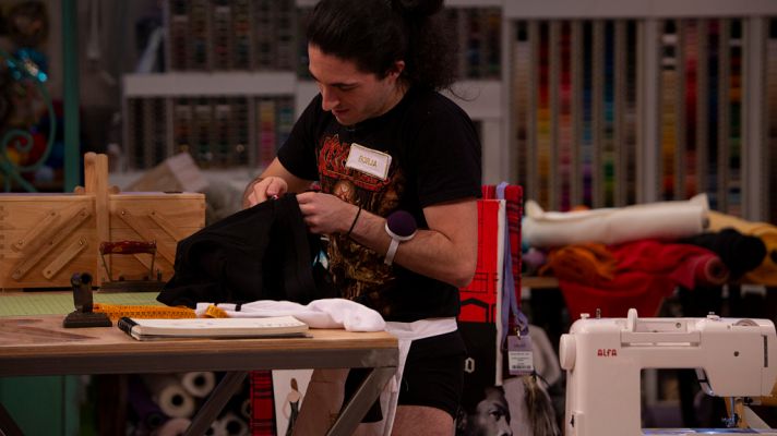 Maestros de la costura - Borja se deja la tela en la mercería