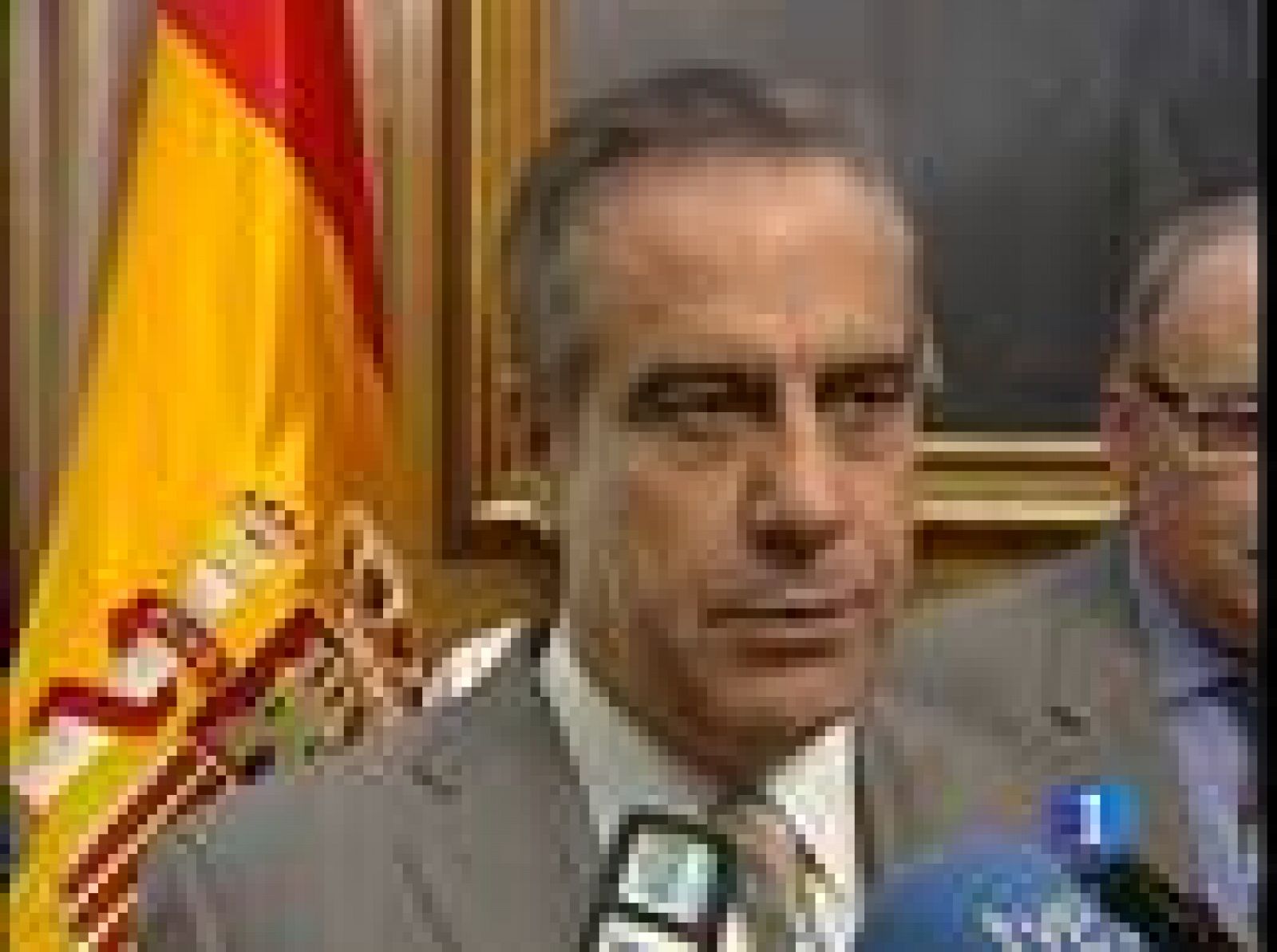 Para el Ministro de Trabajo la vuelta a la mesa del diálogo social requiere algo más que palabras por parte de la patronal | Ver