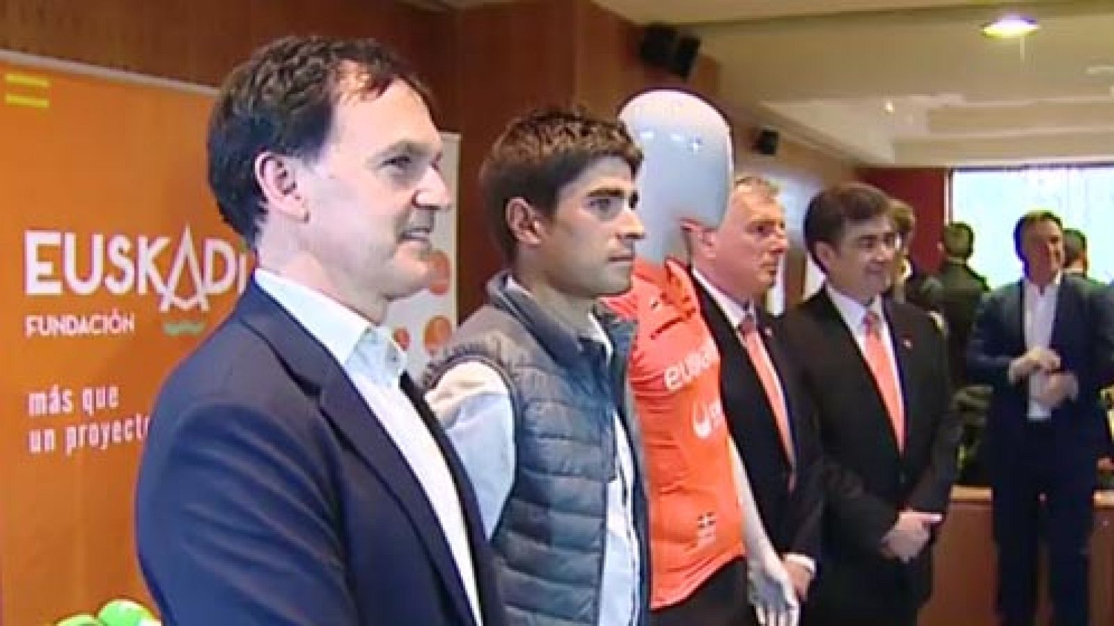 Ciclismo - El Euskaltel-Euskadi vuelve a correr tras siete años - RTVE.es | Ver