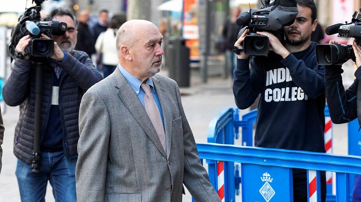 Telediario 1 - Piden inhabilitar al juez que requisó móviles de periodistas