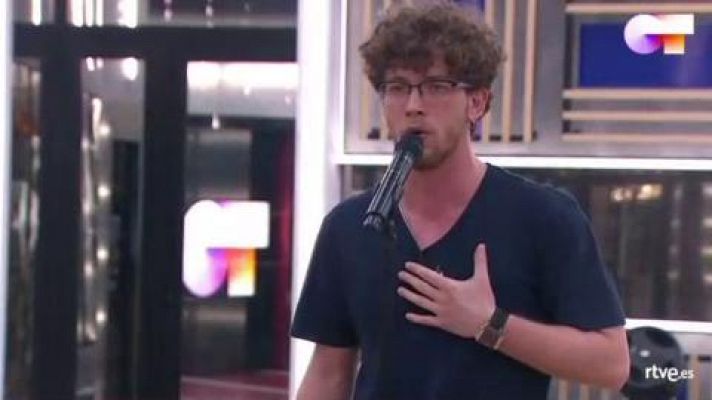 Jesús canta "Sábado por la tarde", de Claudio Baglioni 