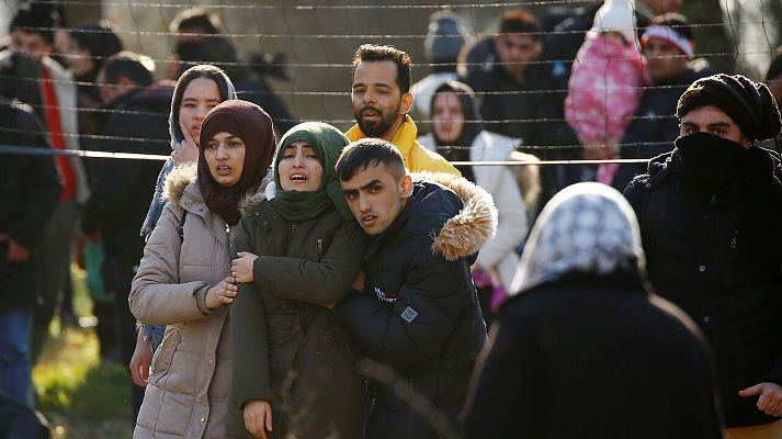 Turquía envía a miles de refugiados a la frontera con Grecia