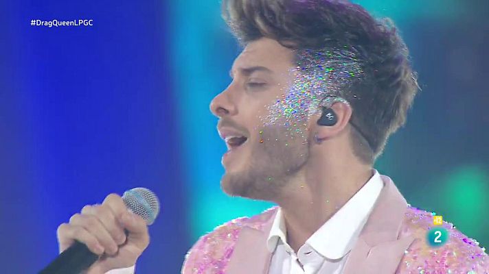 Carnaval de Canarias - Blas Cantó canta "Universo" en el Carnaval de Canarias