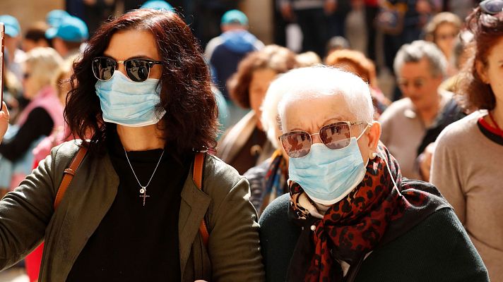 Telediario 1 - Las personas mayores de 70 años o con diversas patologías, las de más riesgo por el coronavirus