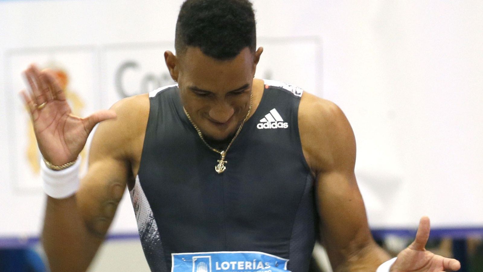 Orlando Ortega, campeón de 60 metros vallas