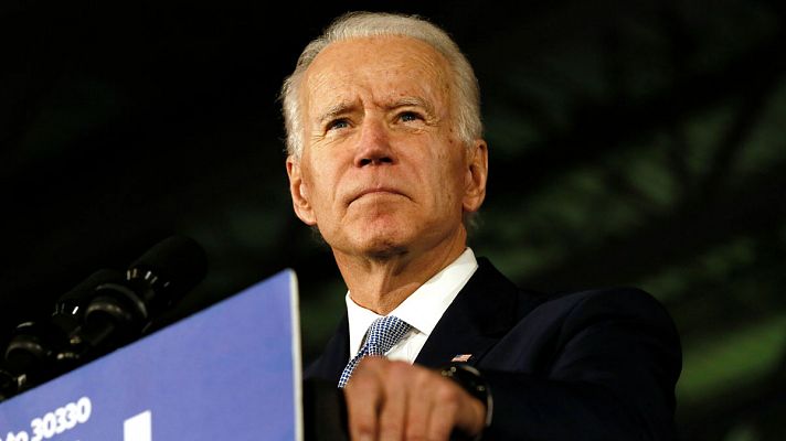 El exvicepresidente estadounidense Joe Biden revive su campaña electoral con un triunfo en Carolina del Sur