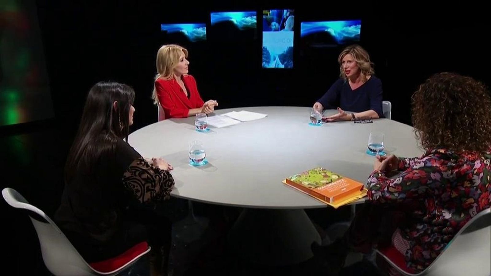 Versión española - La adopción (Coloquio) - ver ahora