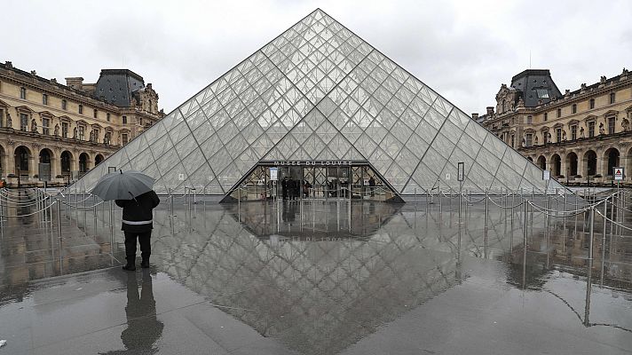 Telediario 1 - Cierra el Louvre por el miedo al coronavirus