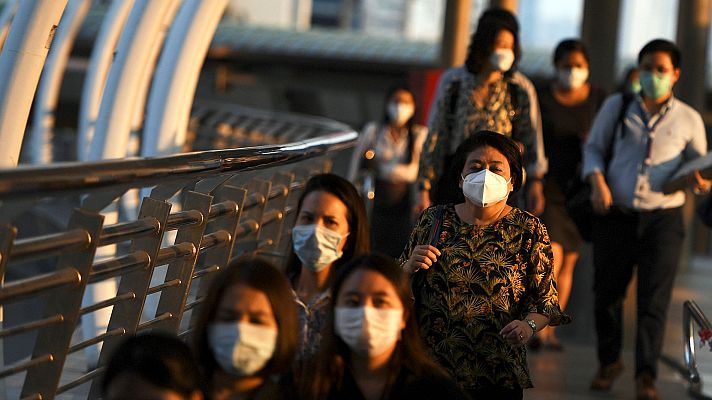 Telediario 1 - Cerca de 90.000 casos de coronavirus en 60 países