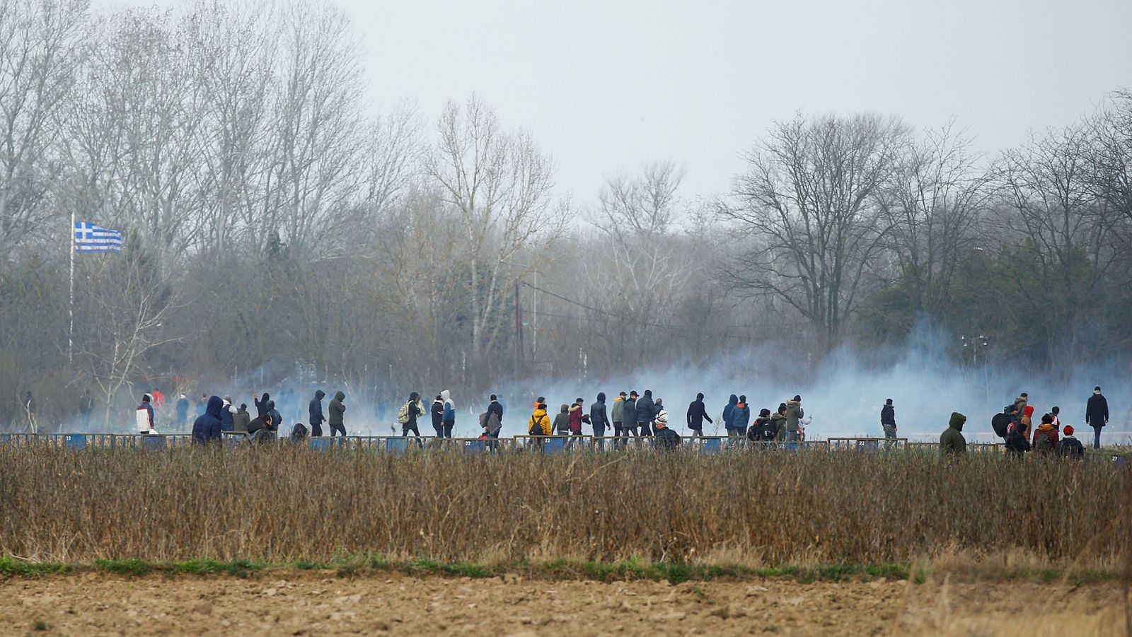 Gases lacrimógenos en la frontera de Grecia