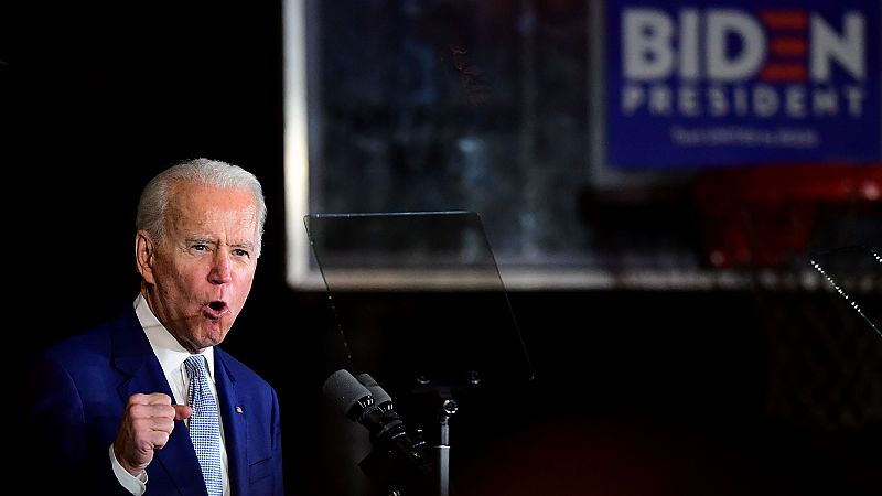 Biden o Sanders disputarán la presidencia a Trump