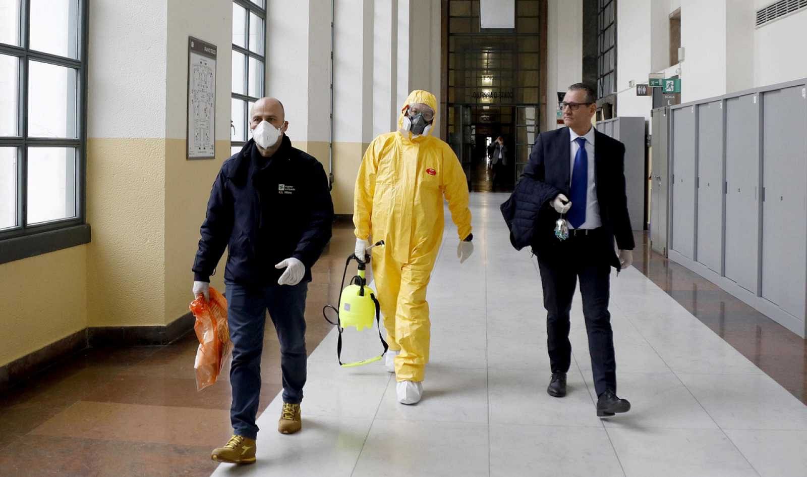 Italia planea cerrar escuelas y universidades en todo el país hasta mediados de marzo por el coronavirus -RTVE.es | Ver