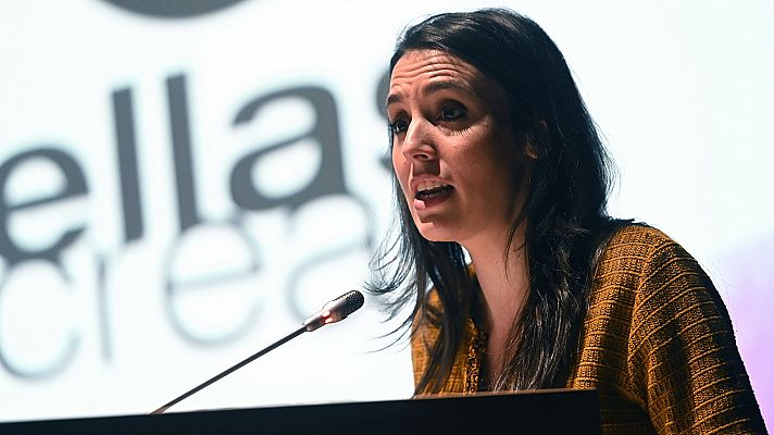 Telediario 1 - El Gobierno justifica el lema 'sola y borracha quiero llegar a casa' ante las críticas de la oposición