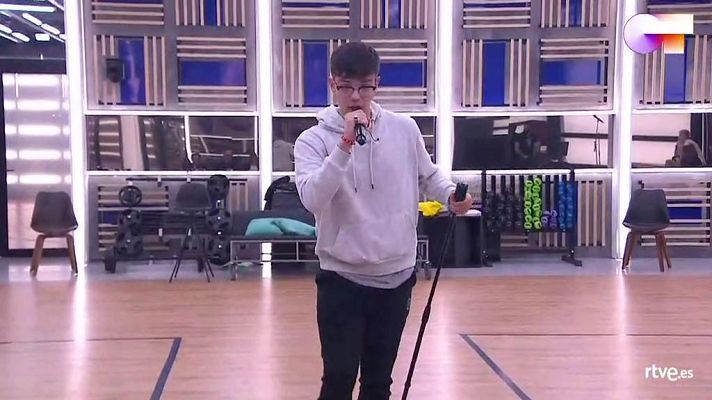 OT 2020 - Flavio canta Man! I Feel Like a Woman!, 1r pase de micros