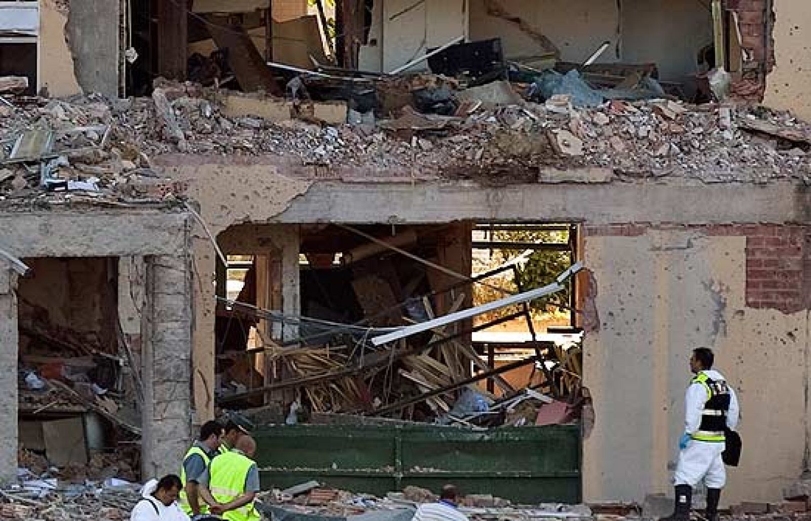 ETA deja su huella en la casa cuartel de Burgos | Ver