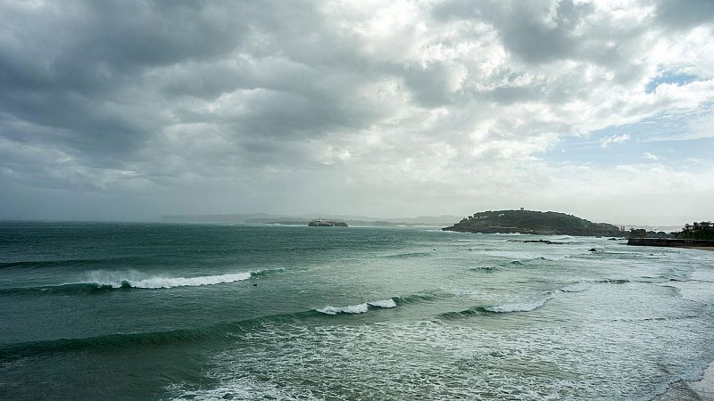 Vientos fuertes en los litorales y áreas del interior del este peninsular - ver ahora