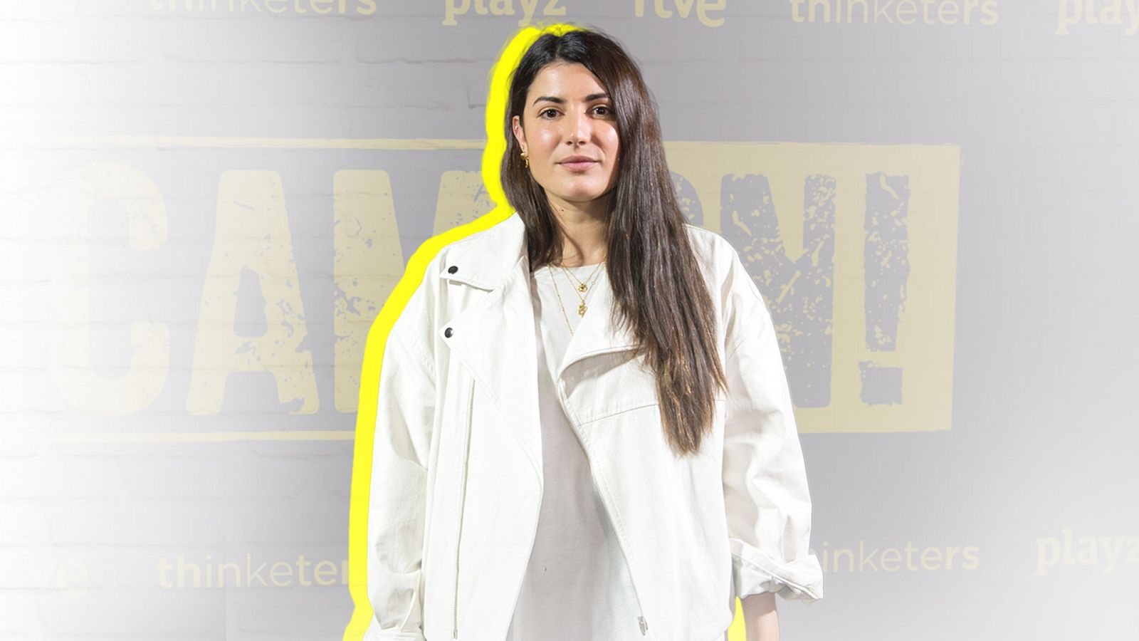 Alba Paul responde a las preguntas random de Playz