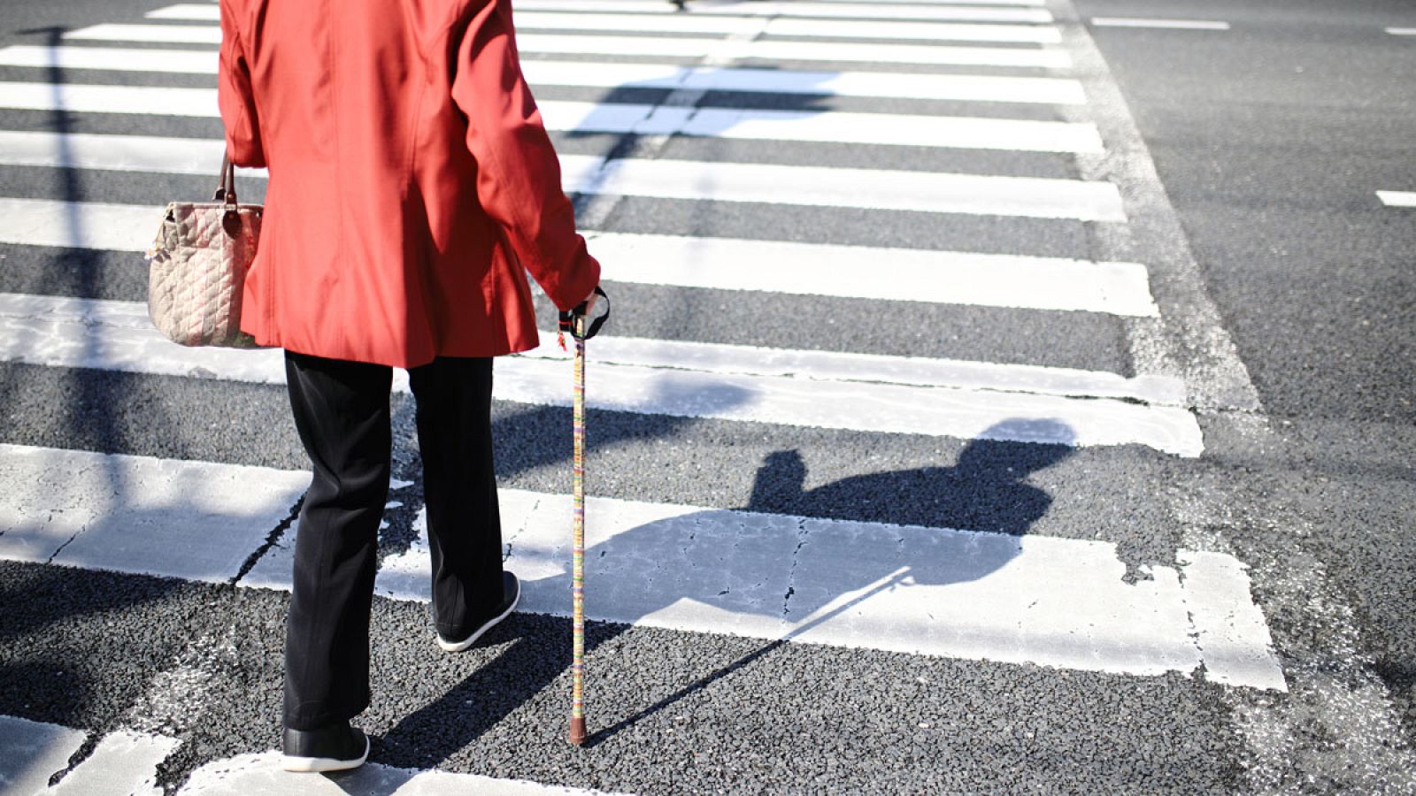 Las mujeres pensionistas cobran un 35% menos que los hombres