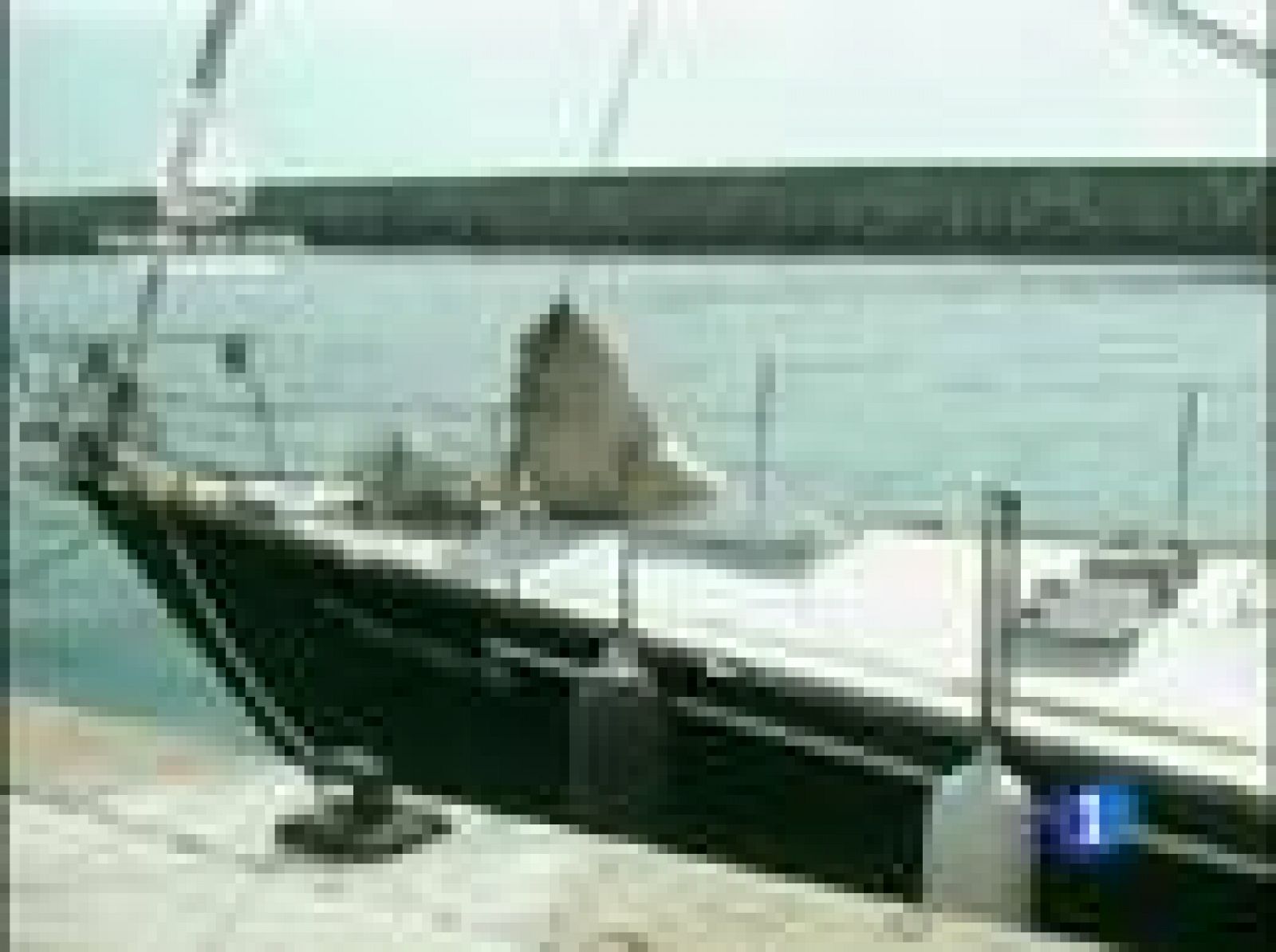 La policía ha encontrado 600 litros de cocaína líquida en un velero en el Port Forum de Sant Adrià, en Barcelona | Ver