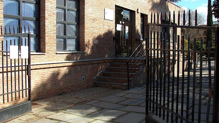 Telediario 1 - 213 centros de ocio para mayores de la Comunidad de Madrid cerrarán durante un mes por el coronavirus